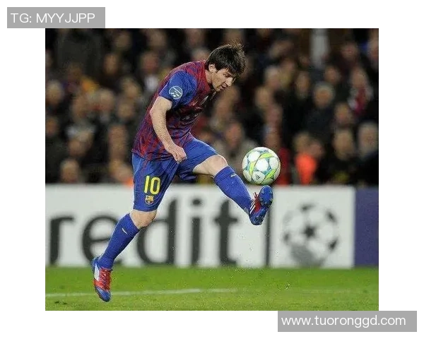 足球明星外脚背绝技揭秘助攻与进球的完美结合